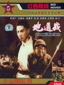 马克叔商谈出演《犯罪101》 2024-05-22 据外媒报道，马克·鲁法洛有望再合作“锤哥”克里斯·海姆斯沃斯，正在商谈出演亚马逊/米高梅出品的劫盗惊悚片《犯罪101》。