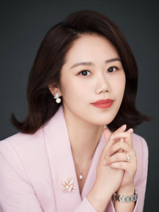 2025-07-31 据外媒，朱莉娅·罗伯茨主演的电影《我最好朋友的婚礼》将拍摄续集。