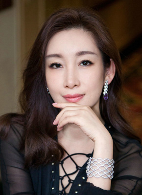 《怪奇物语5》发布动态角色海报 8 《小丑回魂》前传《欢迎来到德里镇》曝最终预告 9 谢尔比家族回归！