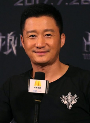 在陈佩